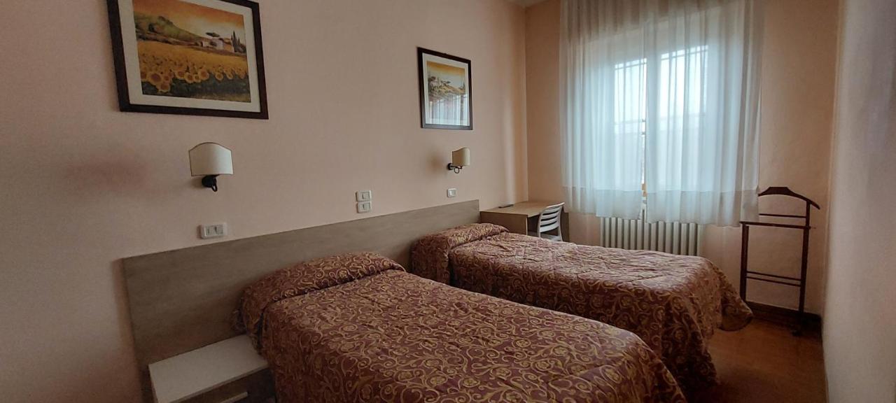 Hotel Lea Grosseto Extérieur photo